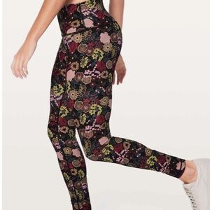 Lululemon Wunder Under Hi-Rise Tight 28" Fluorolace Multi sz 10